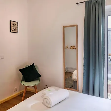 Casa Da Avozinha - Azorean Butler *