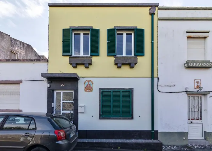 Casa Da Avozinha - Azorean Butler 度假居 *