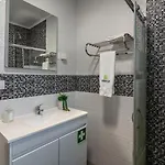 Casa Da Avozinha - Azorean Butler *