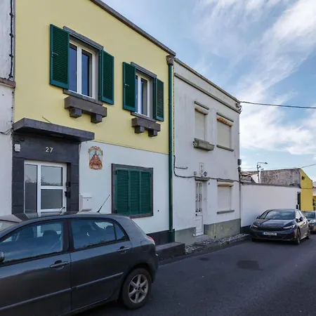 Casa Da Avozinha - Azorean Butler * Sao Roque (Sao Miguel)