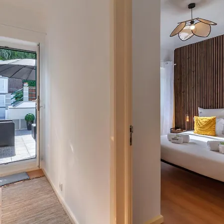 Casa Da Avozinha - Azorean Butler *