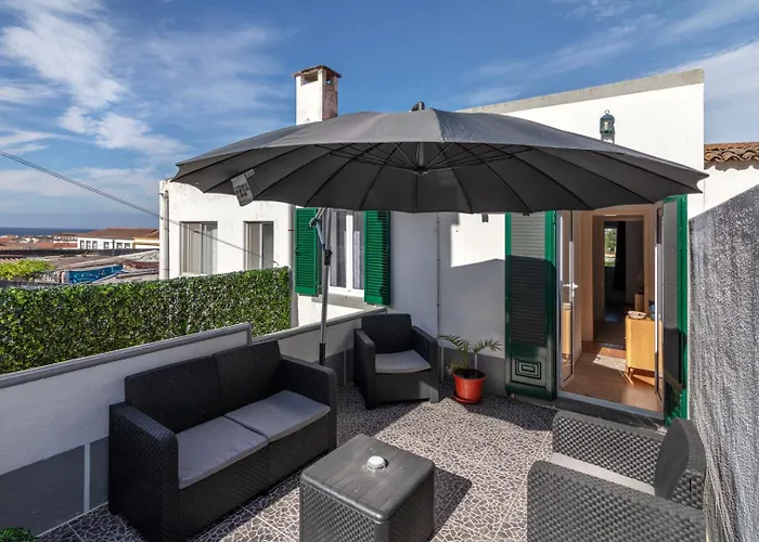 Holiday home Casa Da Avozinha - Azorean Butler *